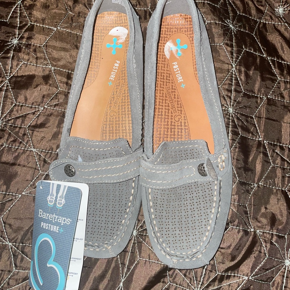Beartraps Leather Loafers - NEVER WORN. NEW WITH TAGS.